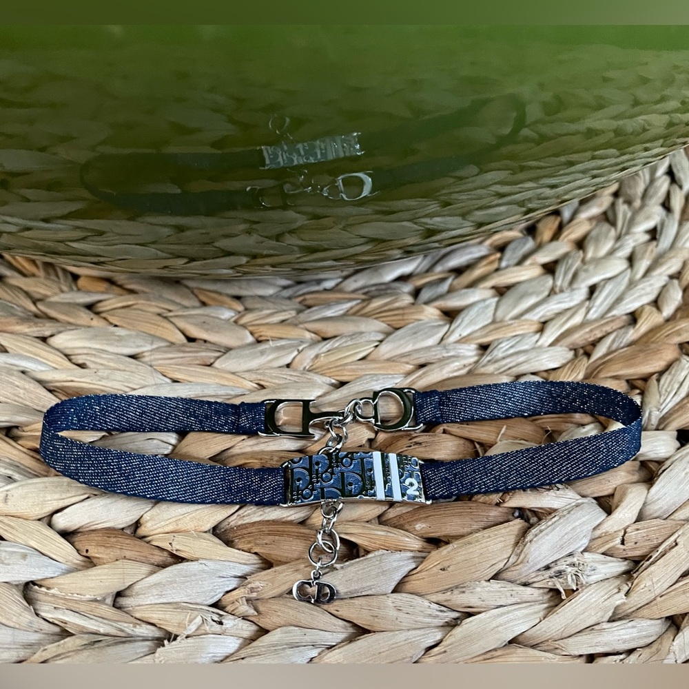 100% authentic vintage Dior ribbon choker